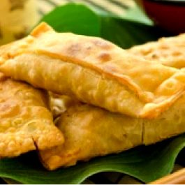 EGG ROLLS GARNIS AU POULET « NOTRE SIGNATURE » (24)
