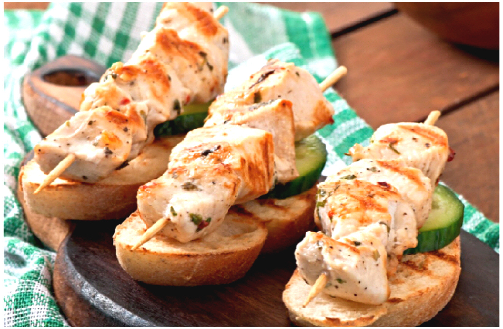 BROCHETTES DE POULET « À LA FRANÇAISE » (*10)